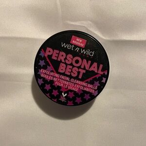 Wet n Wild Personal Best Exfoliating Facial Cleansing Balls - Pink and Purple